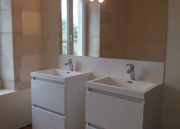 فندق مبيت وإفطار Les Demeures De Valette Azay-le-Brule